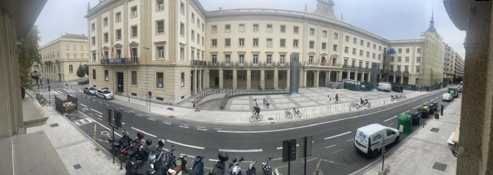 Apartamento VI-VI  Vitoria-Gasteiz Bagian luar foto